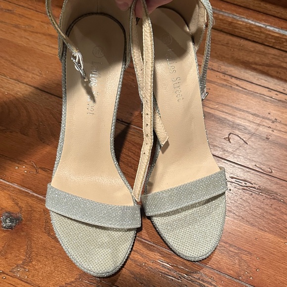 Ladies Street Shoes - Silver Glitter Heels